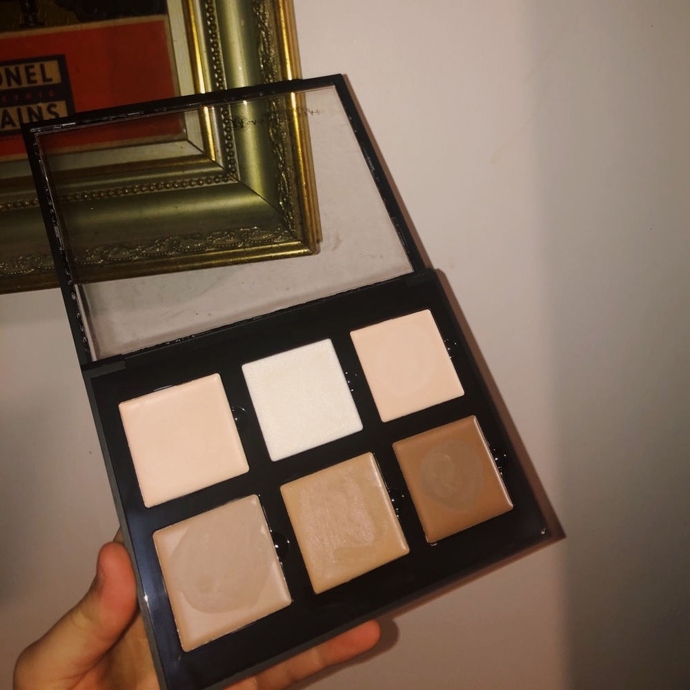 Anastasia Cream Contour